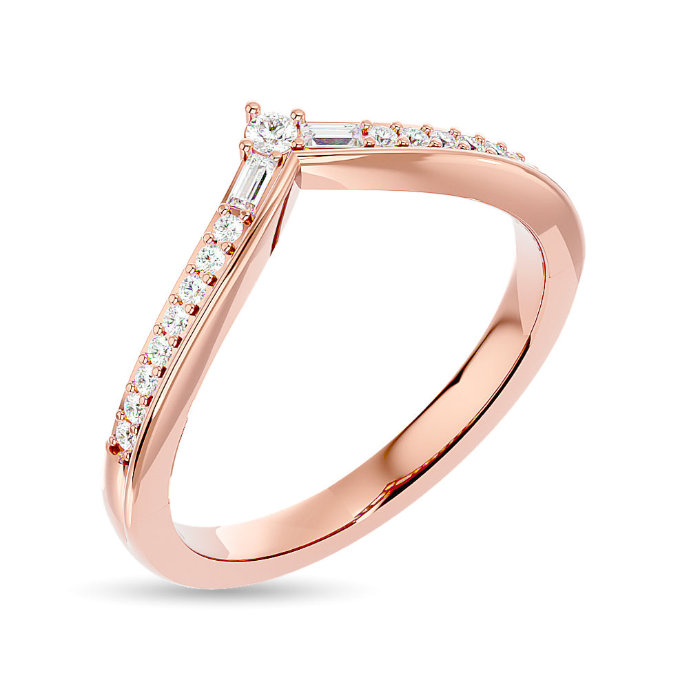 Anillo Chevron de diamantes de 1/6 qt total en oro rosa de 10 k